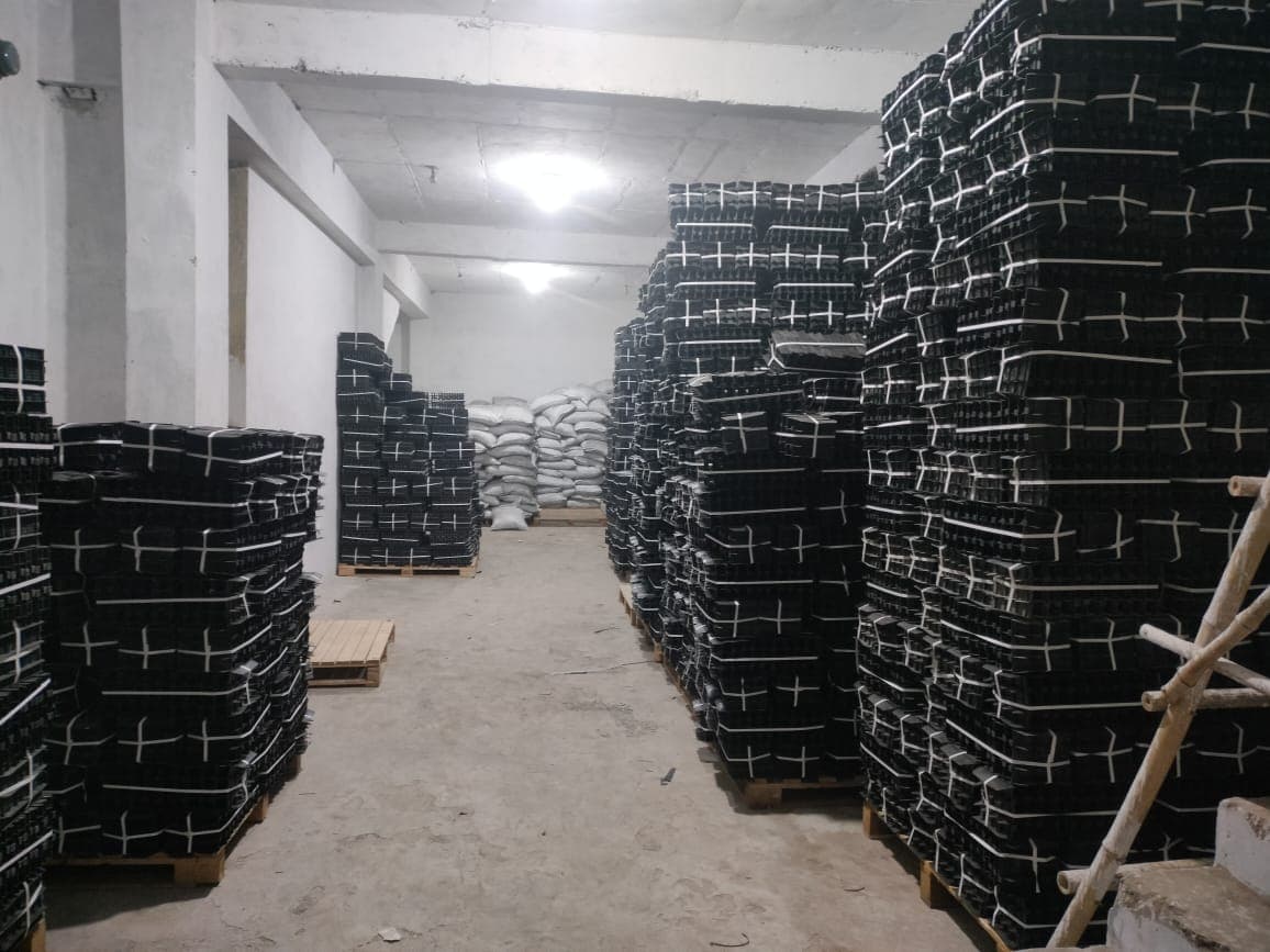 Raw material and finished product warehouse